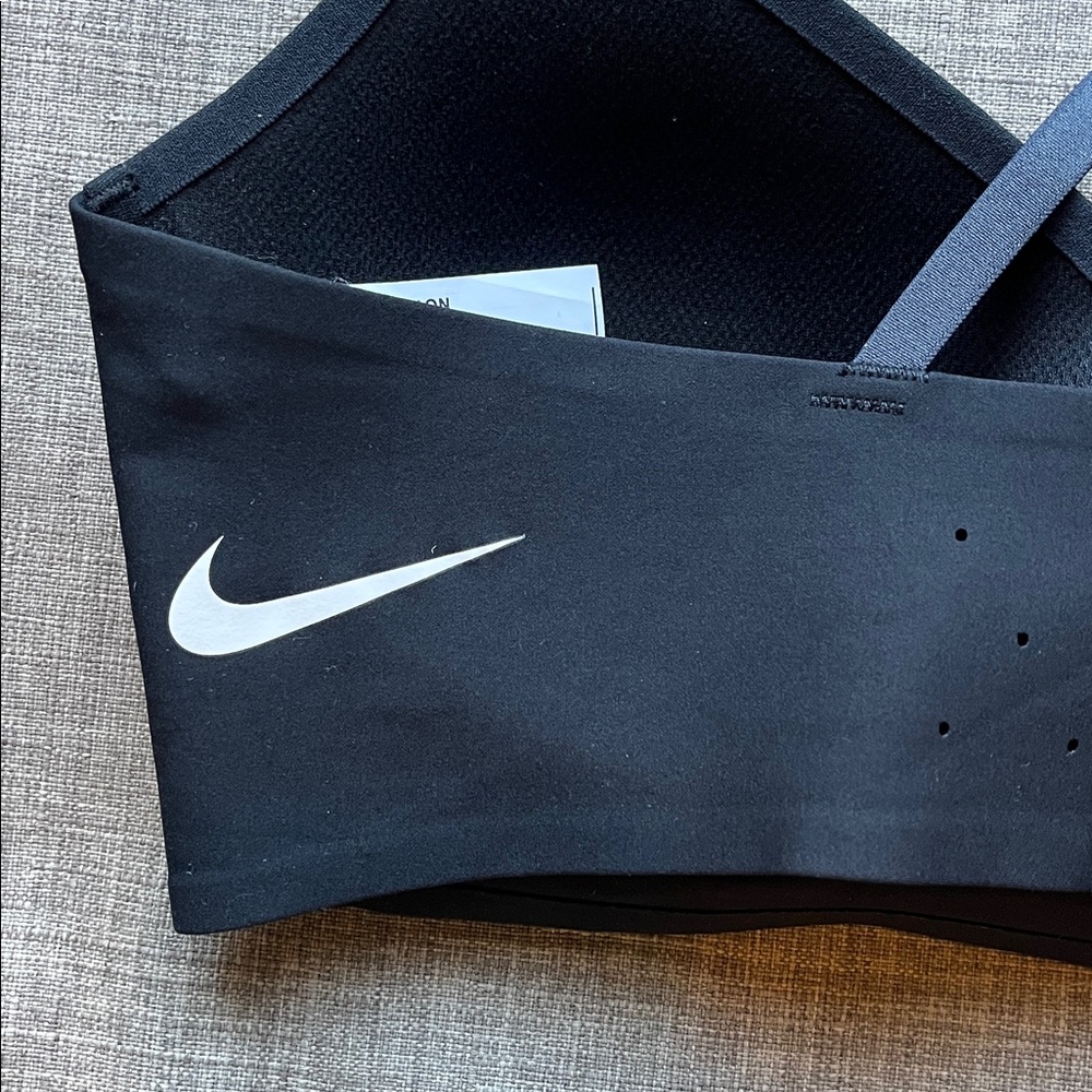 Nike Black Racerback Sports Bra NWOT Sample S/M - Picture 4 of 5
